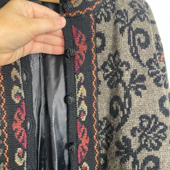 Vintage Icelandic Design Wool Blend European Button Closure Sweater - Picture 6 of 12